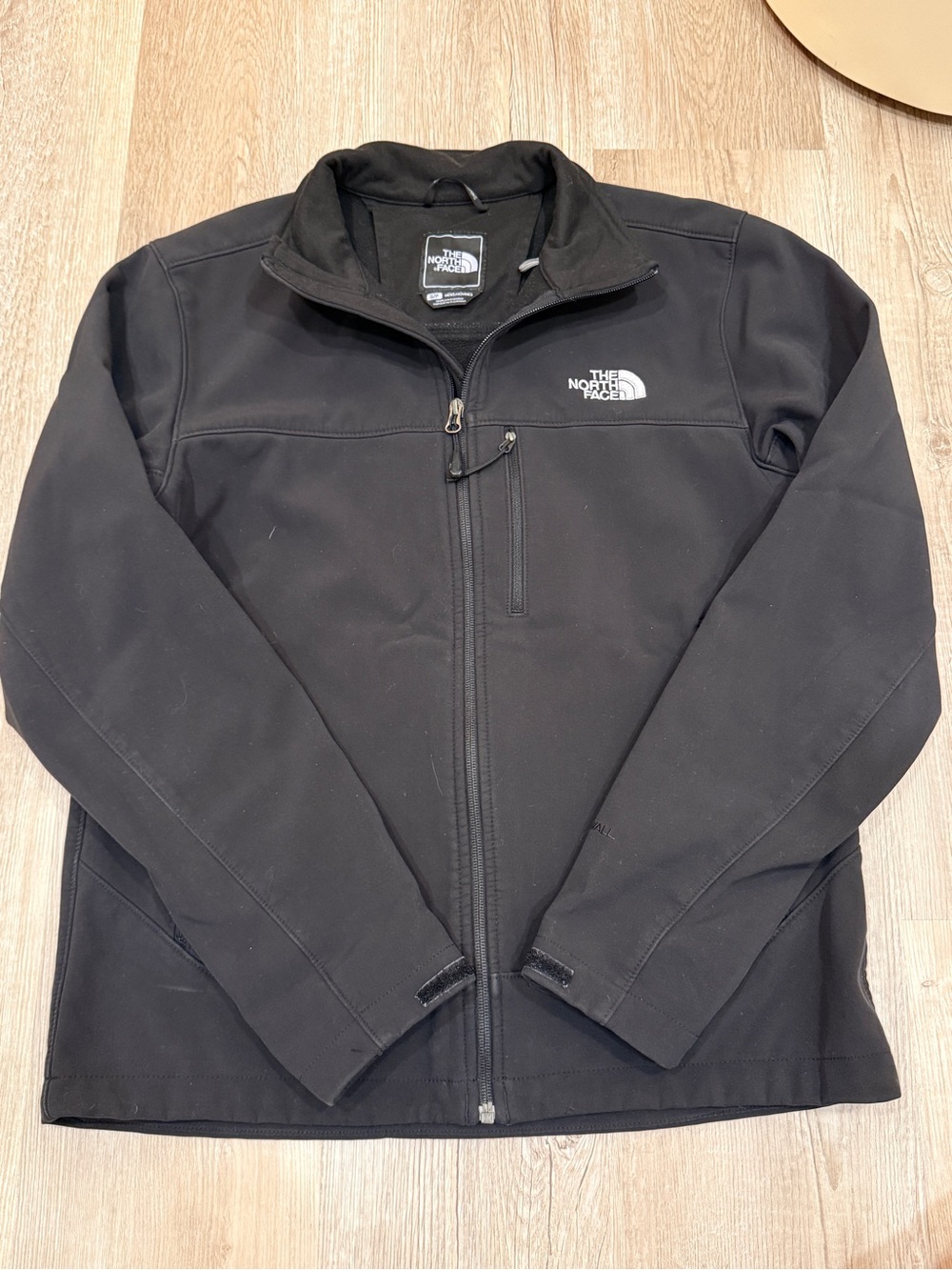 The North Face Black Men's Softshell Jacket - Lightweight Zip Front